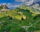 Karczma na szczycie: Jak zaplanować ucztę z widokiem na Tatry?