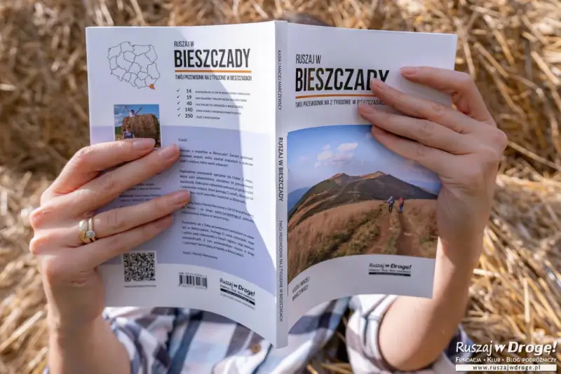 Przewodnik "Ruszaj w Bieszczady" pełen ciekawostek, map i porad na 2 tygodnie. Idealny na fascynującą przygodę w górach.